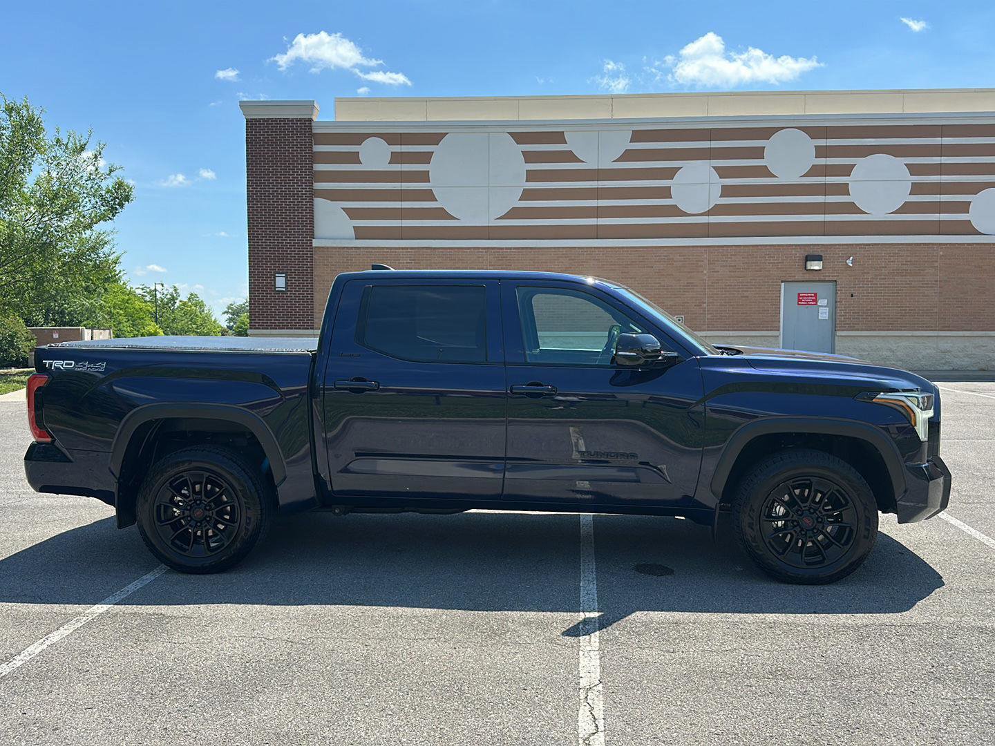 Used 2025 Toyota Tundra Limited w/ TRD Off-Road Package AWD/4WD image 6
