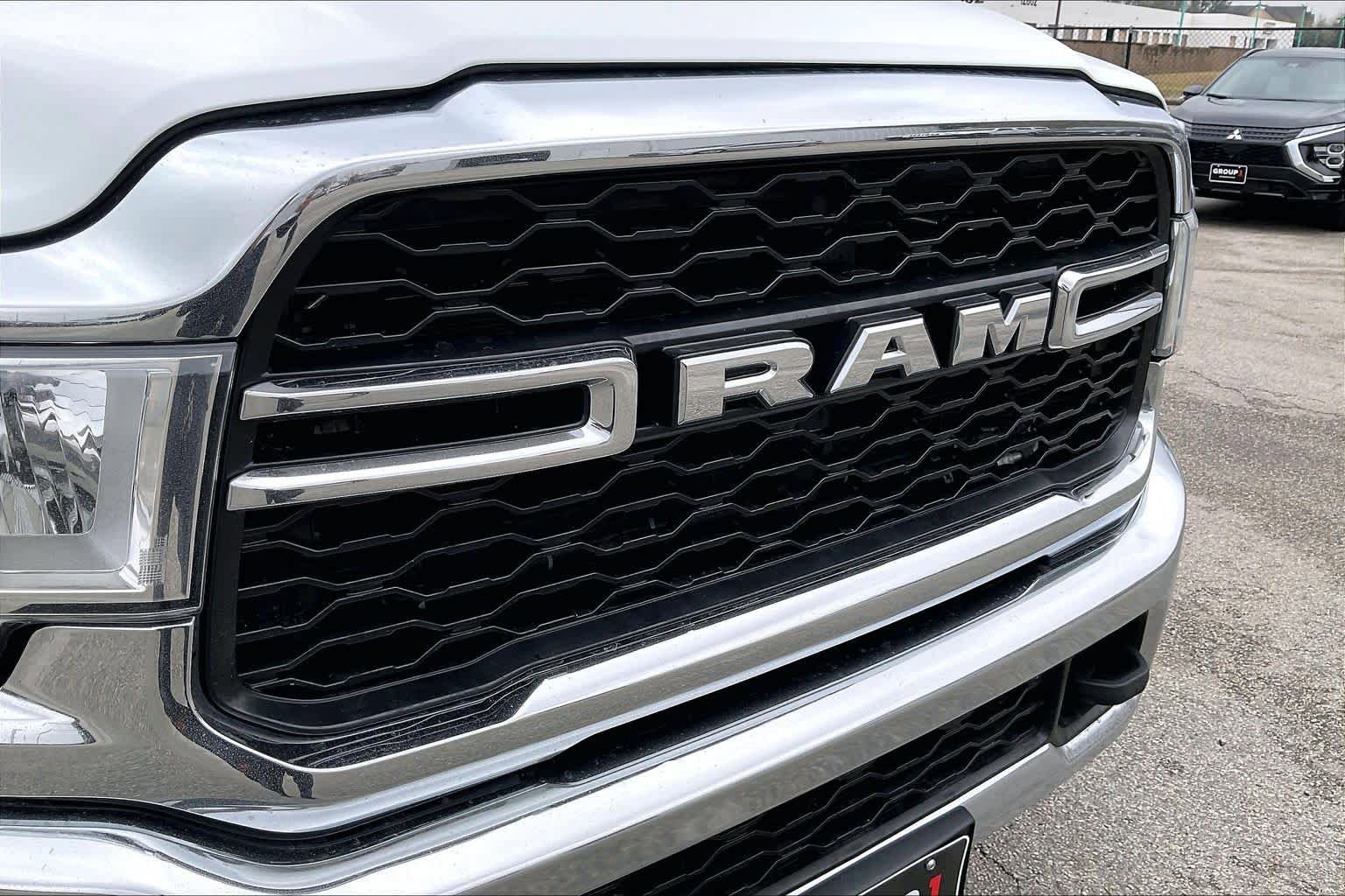 Used 2024 RAM 3500 Tradesman w/ Chrome Appearance Group image 27