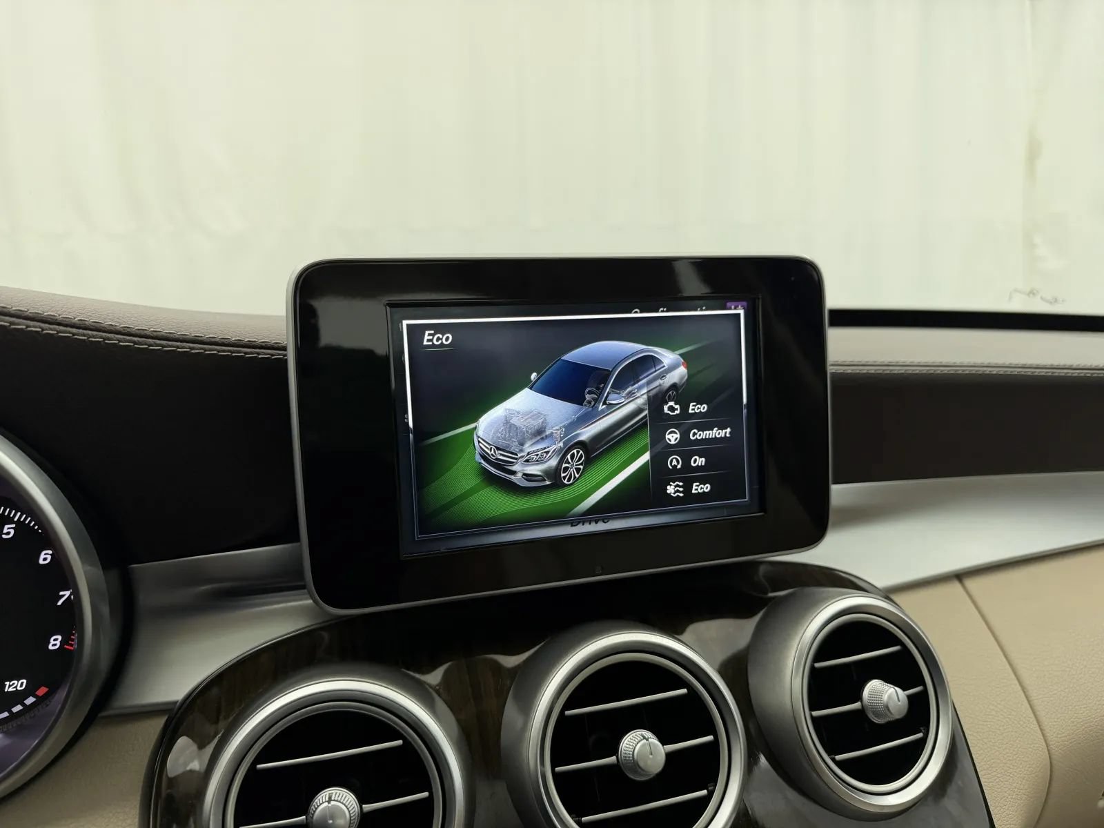 Used 2017 Mercedes-Benz C 300 4MATIC Sedan image 18