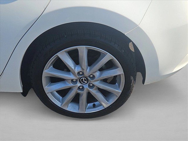 Used 2017 MAZDA MAZDA3 Touring FWD image 22