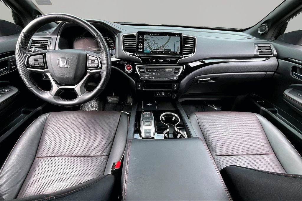 Certified 2024 Honda Ridgeline Black Edition image 8