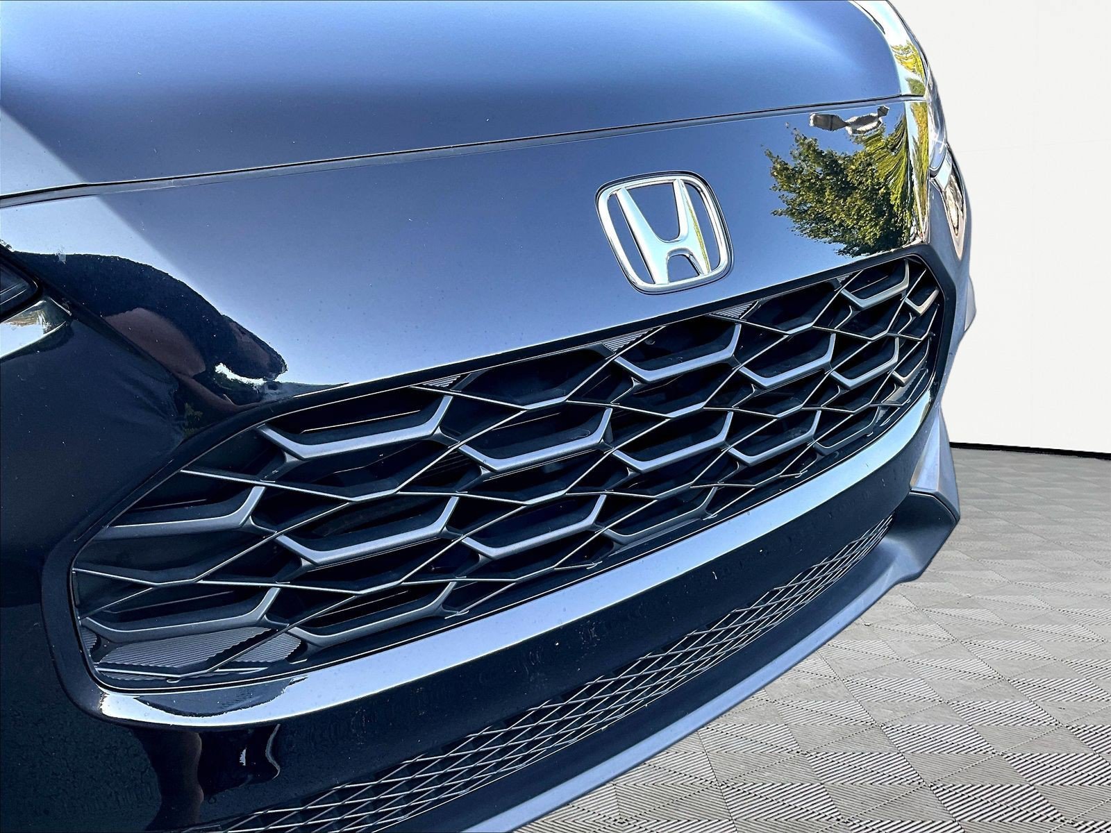 Certified 2025 Honda HR-V LX image 33