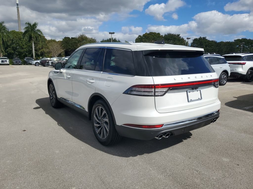 New 2026 Lincoln Aviator 2WD image 3