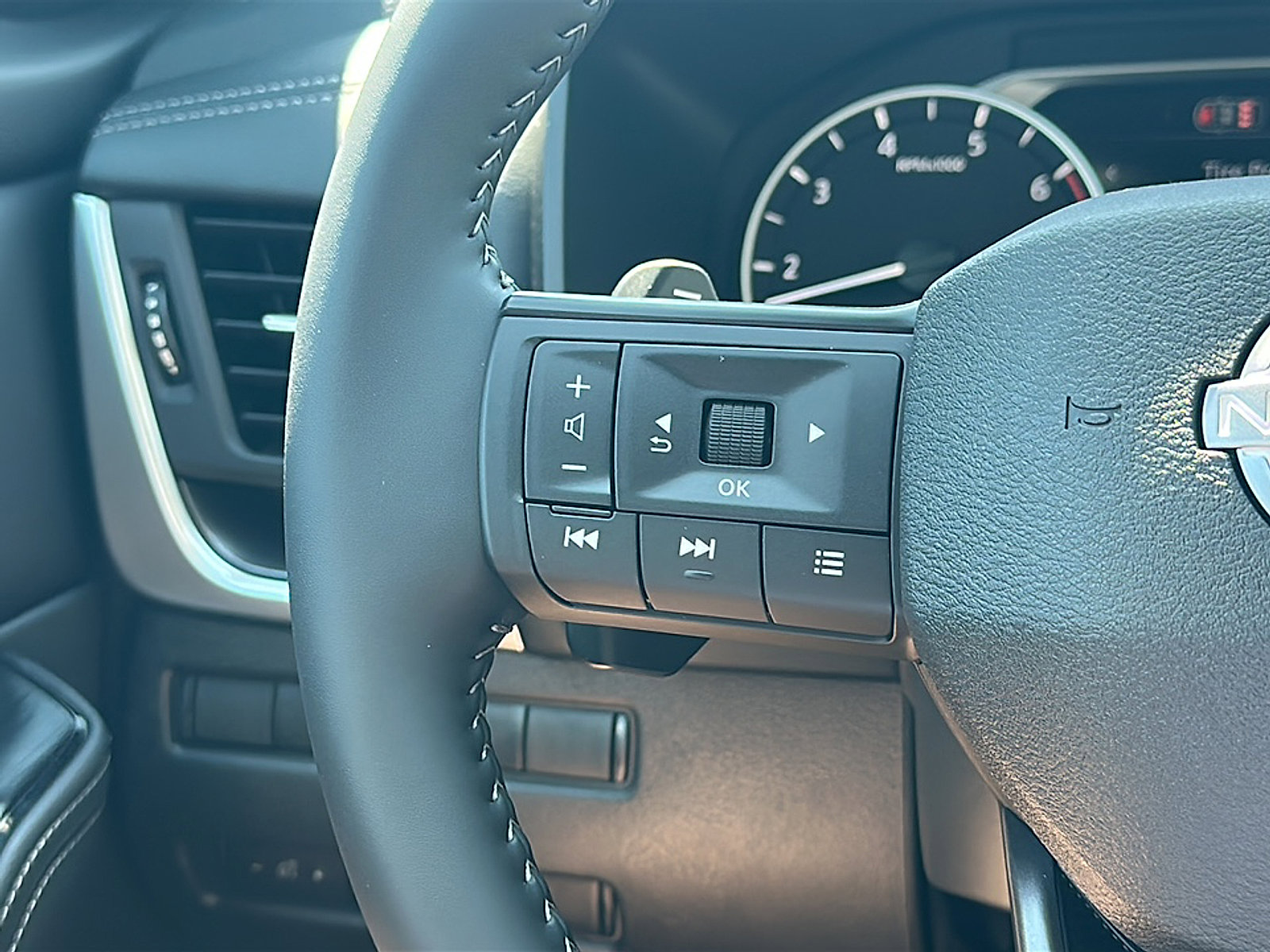 New 2026 Nissan Rogue SV image 19