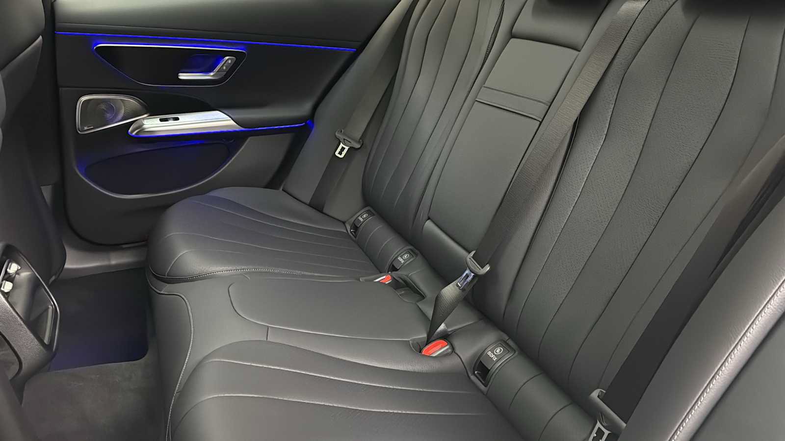 New 2027 Mercedes-Benz E 450 4MATIC Sedan image 31