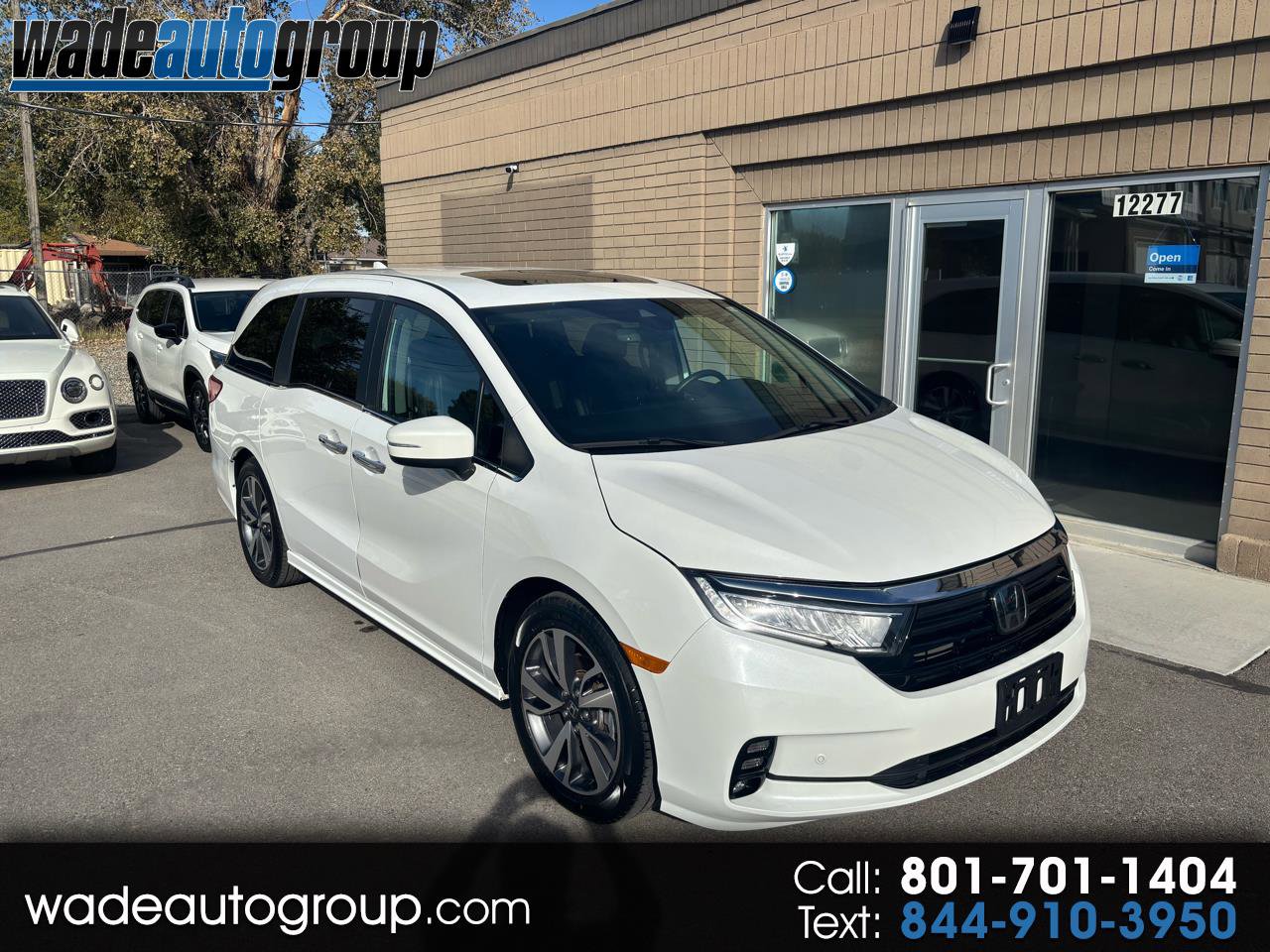 Used 2023 Honda Odyssey Touring image 1
