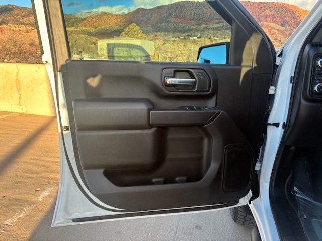 Used 2024 GMC Sierra 2500 Pro w/ Convenience Package AWD/4WD image 11