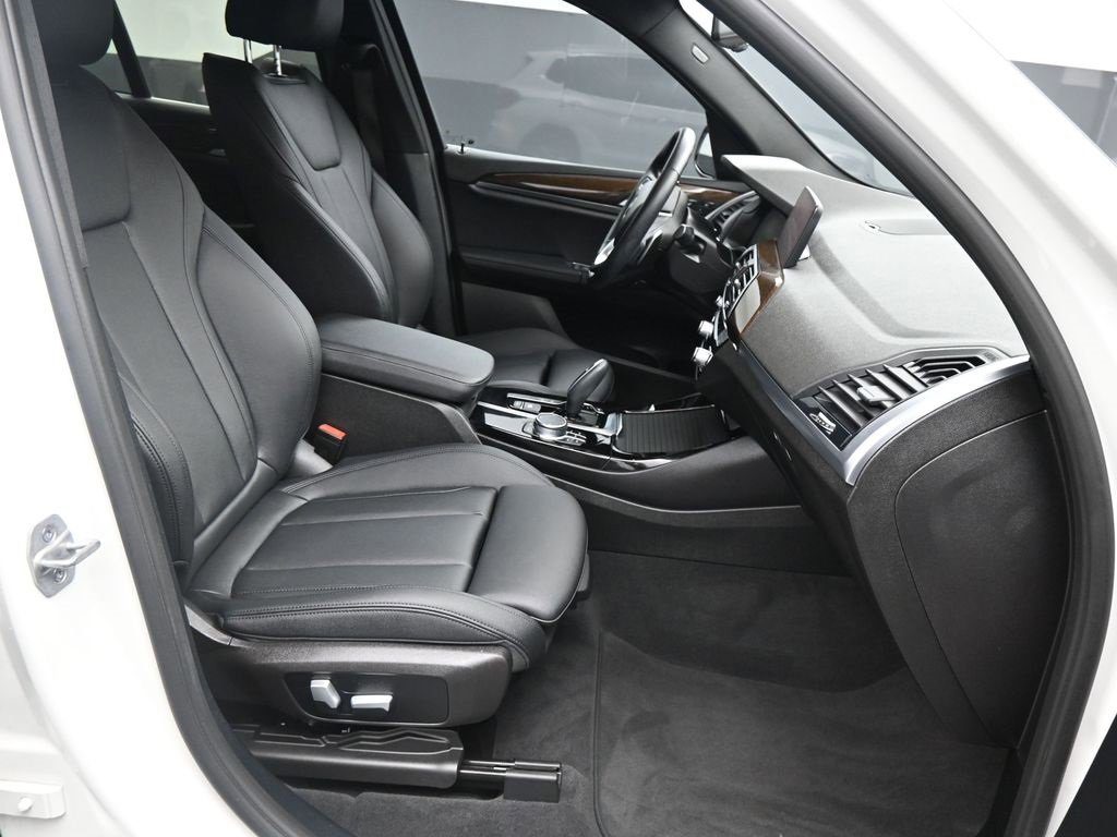 Used 2021 BMW X3 sDrive30i w/ Premium Package image 10