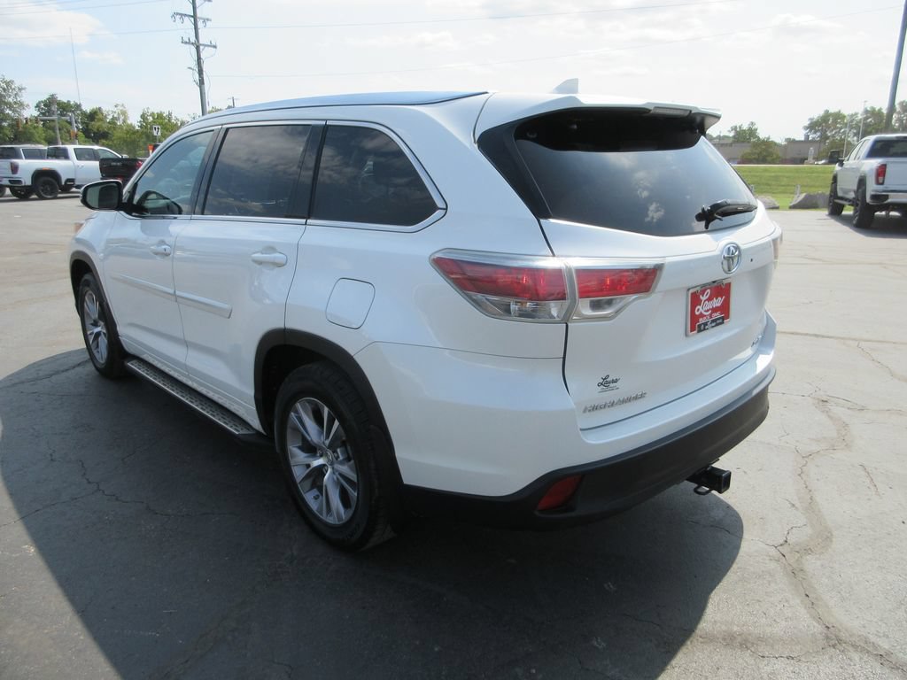 Used 2015 Toyota Highlander XLE AWD/4WD image 8