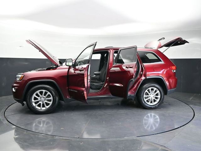 Used 2021 Jeep Grand Cherokee Laredo RWD image 44