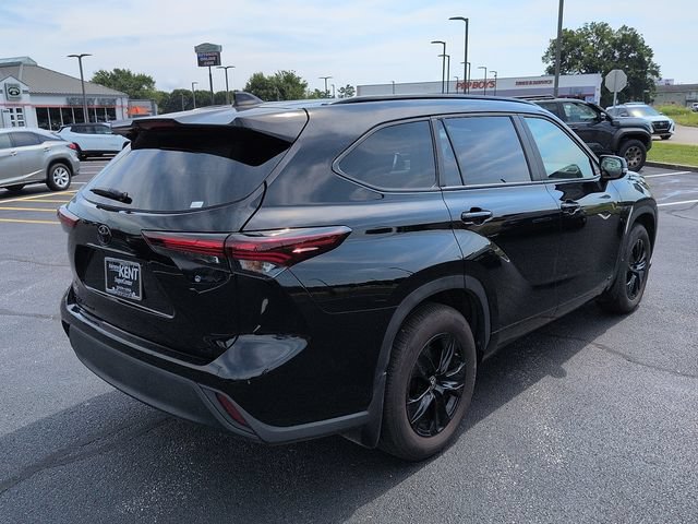 Certified 2025 Toyota Highlander XLE AWD/4WD image 7
