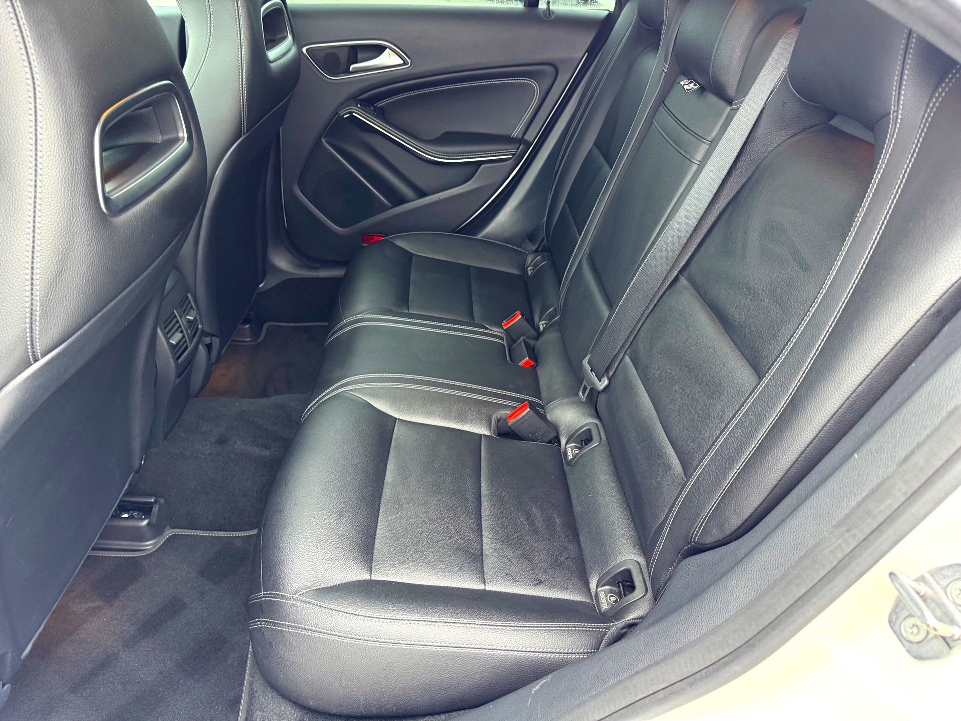 Used 2019 Mercedes-Benz CLA 250 image 17