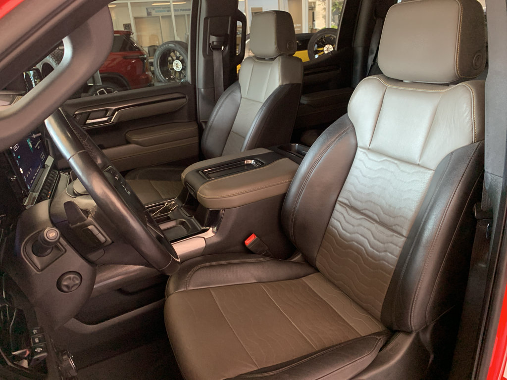 Used 2022 Chevrolet Silverado 1500 ZR2 w/ Technology Package AWD/4WD image 13