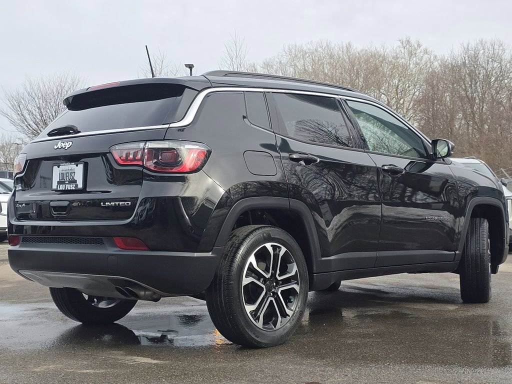 Used 2022 Jeep Compass Limited image 15