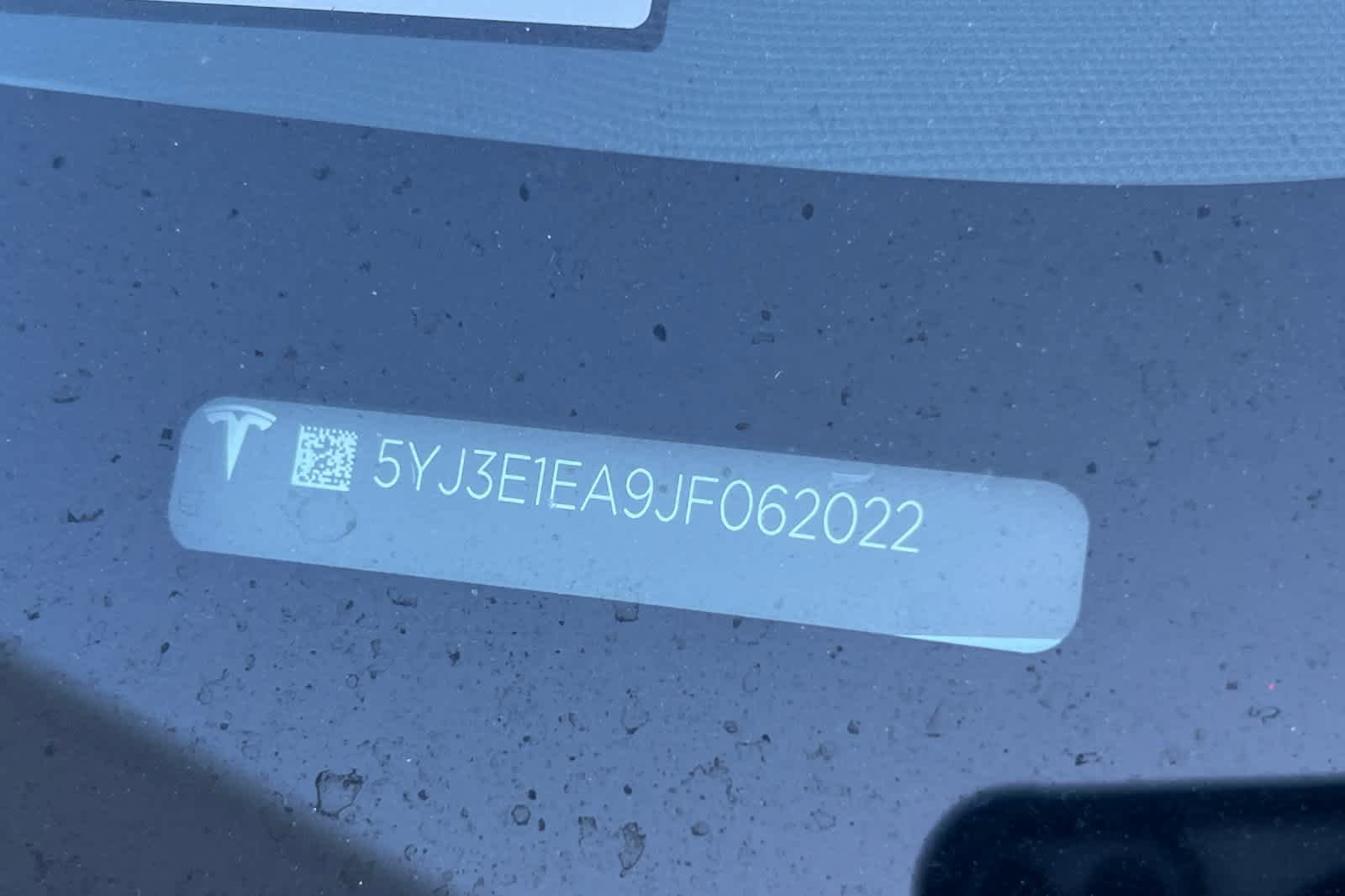 Used 2018 Tesla Model 3 Long Range RWD image 22