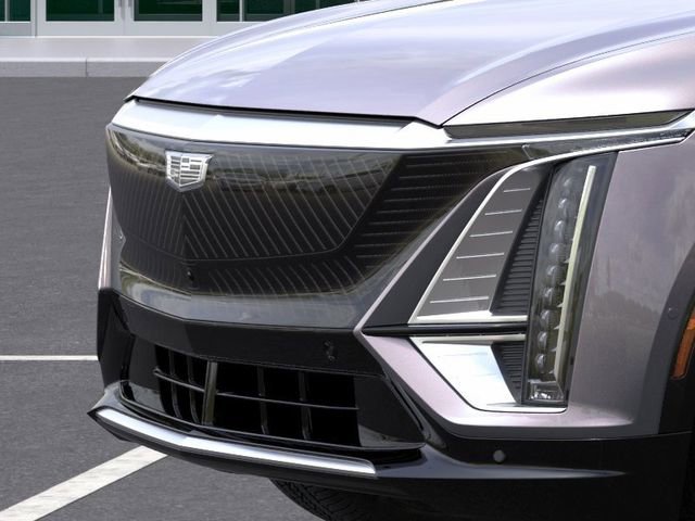 New 2026 Cadillac Lyriq Luxury w/ LPO, Floor Liner Package AWD/4WD image 13