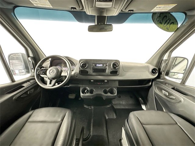 Used 2023 Mercedes-Benz Sprinter 1500 image 11
