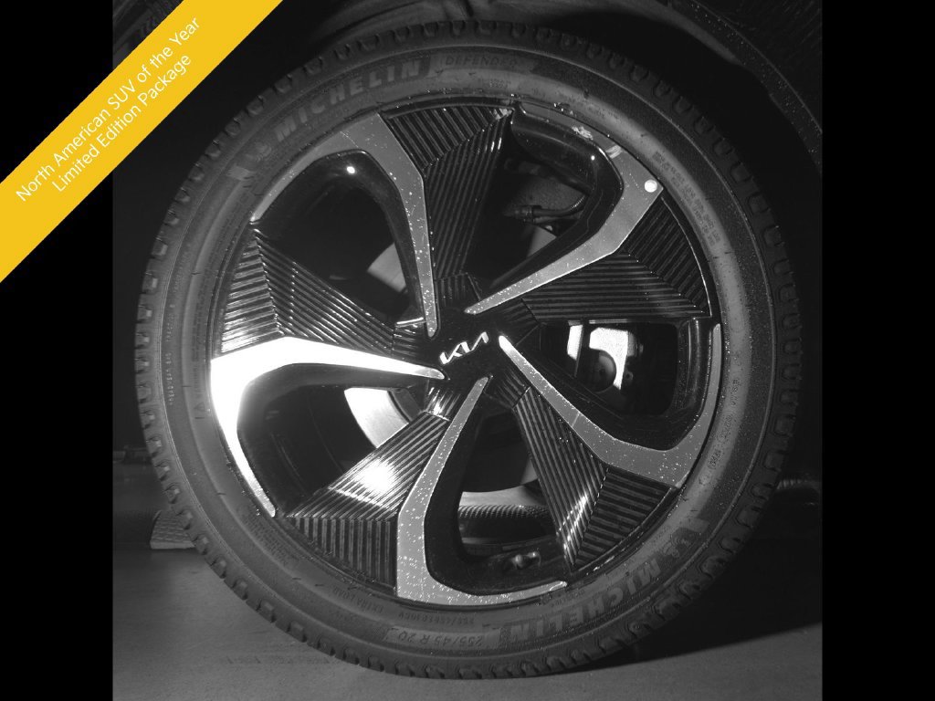Certified 2023 Kia EV6 GT-Line AWD/4WD image 13