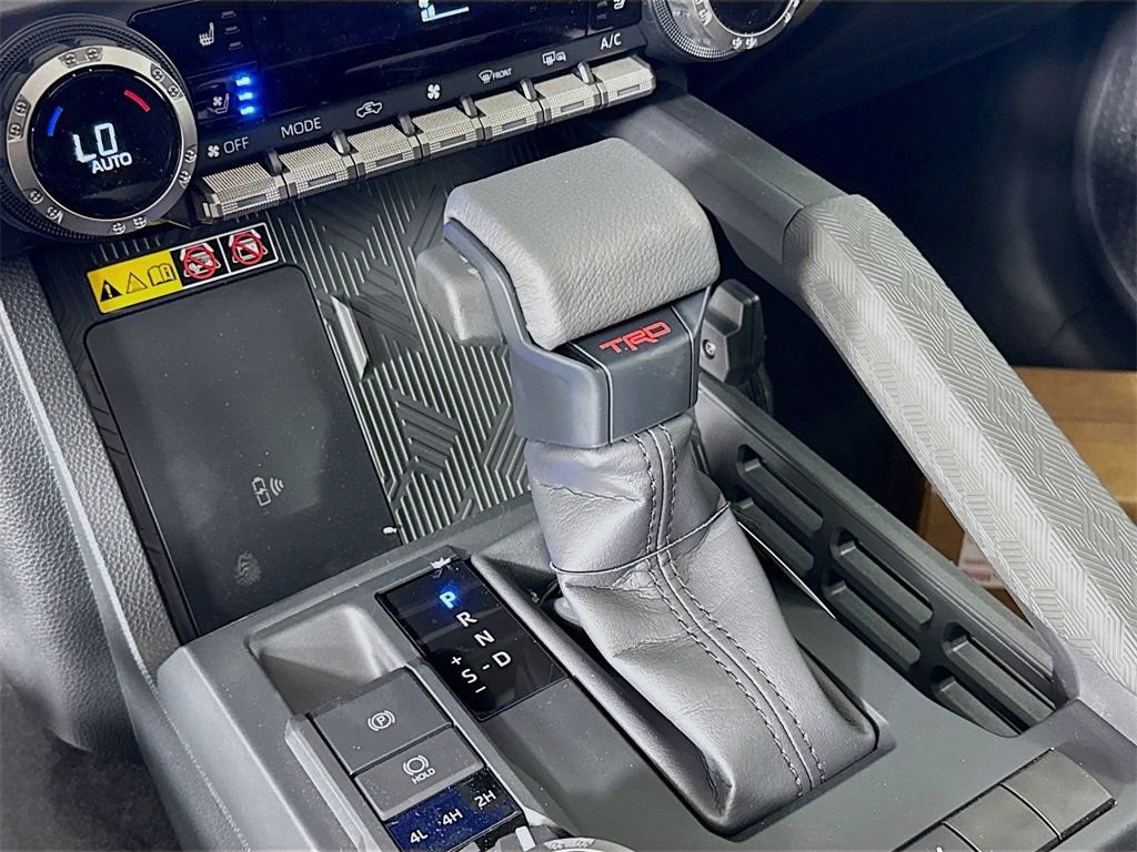 New 2025 Toyota Tacoma TRD Off-Road AWD/4WD image 16