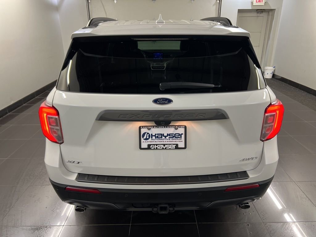 Certified 2023 Ford Explorer XLT w/ Equipment Group 202A image 5