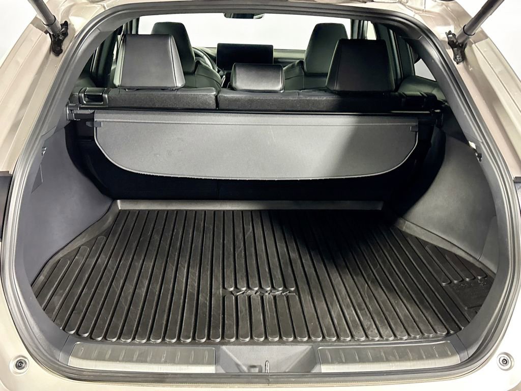 Used 2024 Toyota Venza Nightshade image 20