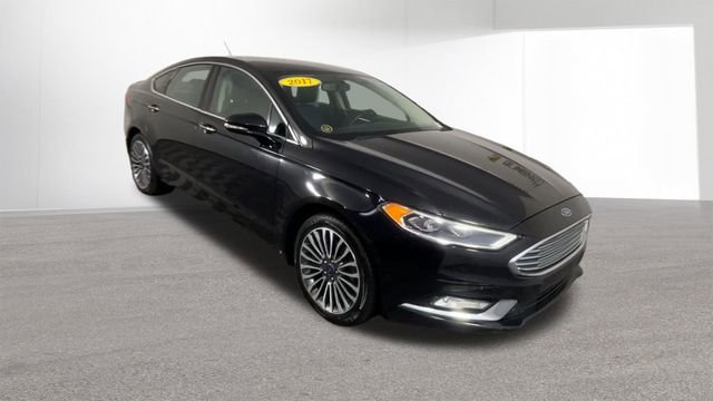 Used 2017 Ford Fusion Titanium image 3