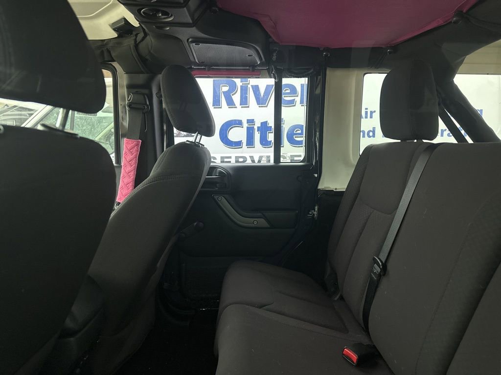 Used 2017 Jeep Wrangler Unlimited Sport w/ Connectivity Group image 21