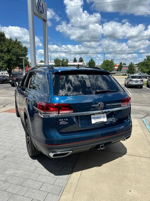 Used 2023 Volkswagen Atlas SE w/ Panoramic Sunroof Package FWD image 10