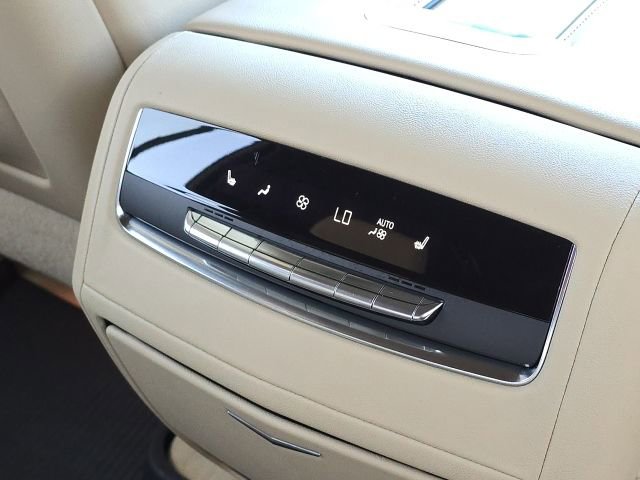 Used 2021 Cadillac Escalade Premium Luxury w/ Driver Assist Tech Package AWD/4WD image 18