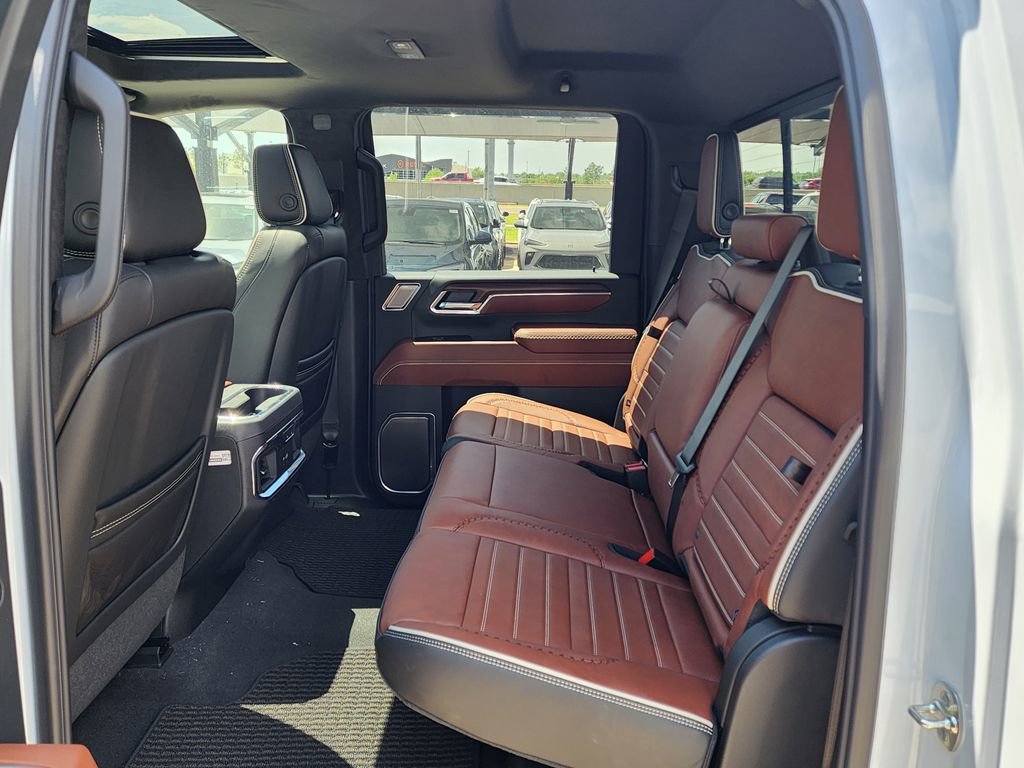 New 2026 GMC Sierra 3500 Denali Ultimate AWD/4WD image 47