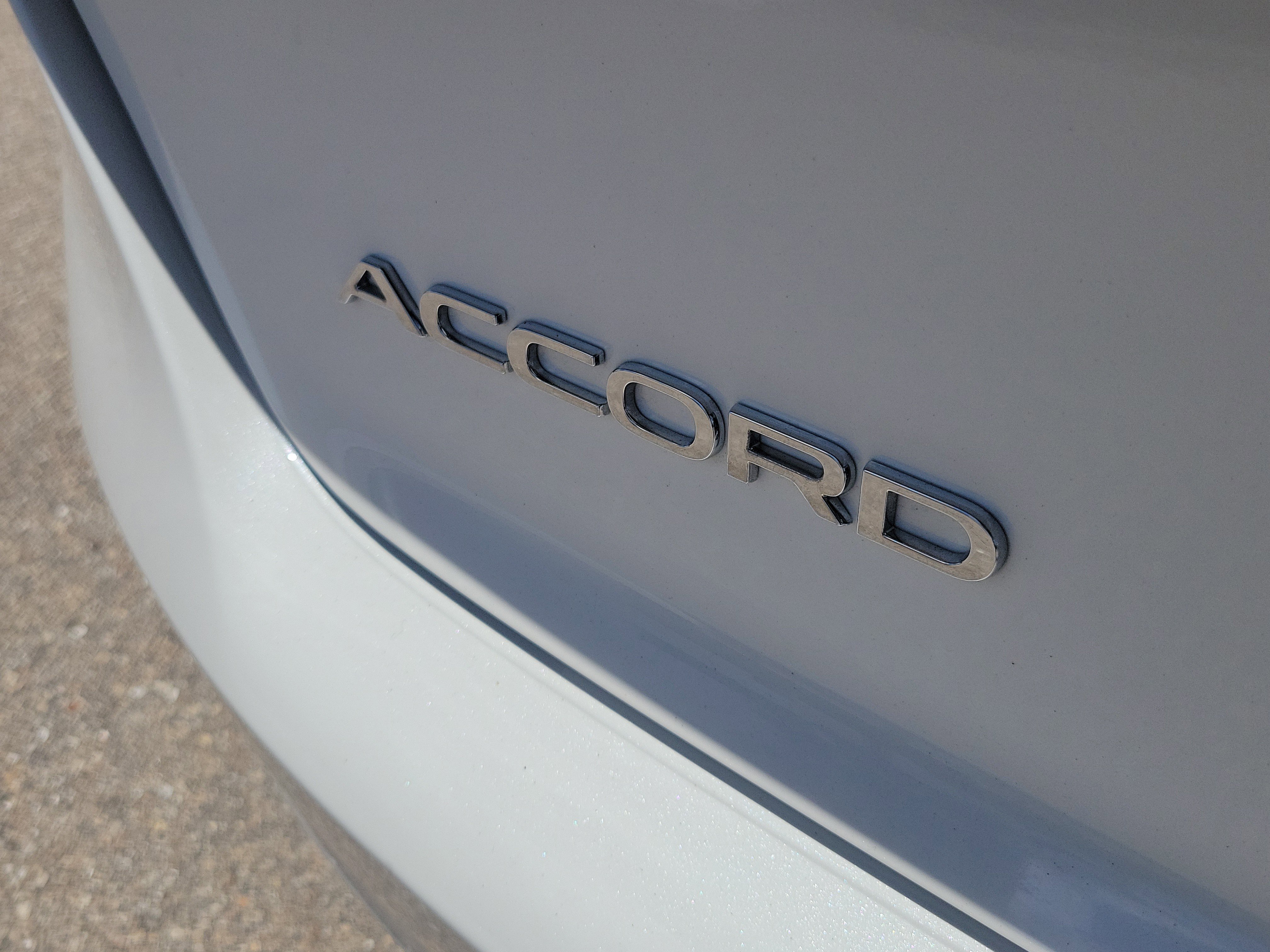 Used 2025 Honda Accord LX image 8