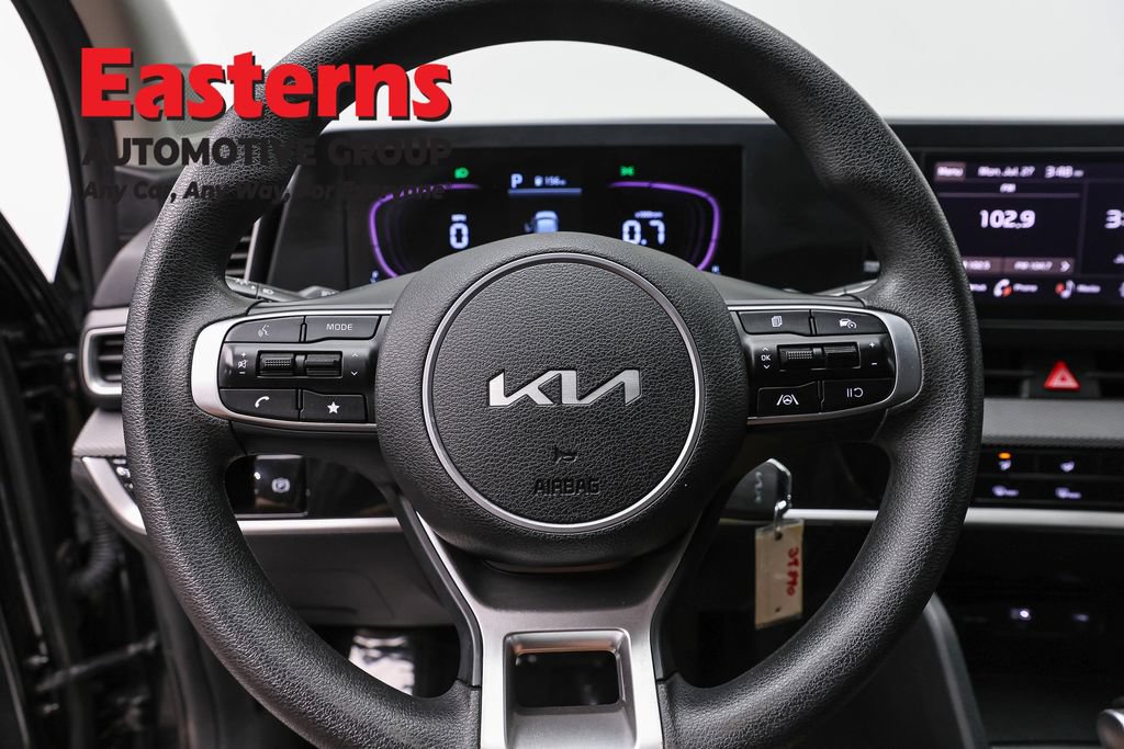 Used 2024 Kia Sportage LX AWD/4WD image 10