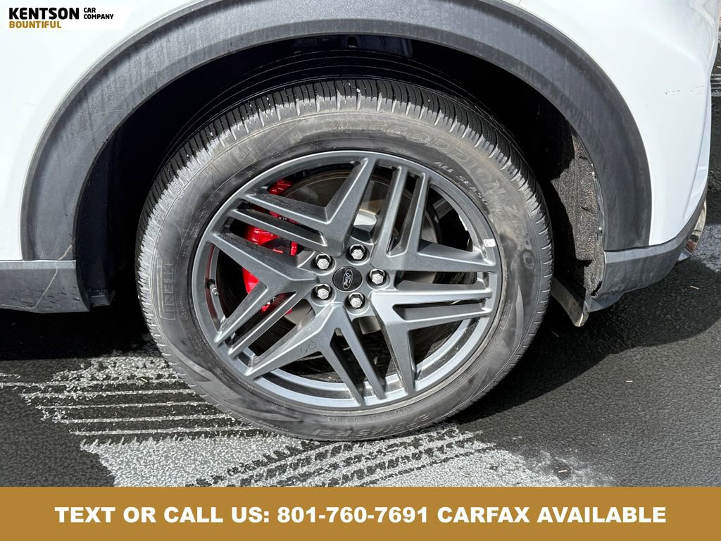 Used 2025 Ford Explorer ST-Line w/ ST-Line Street Pack AWD/4WD image 15