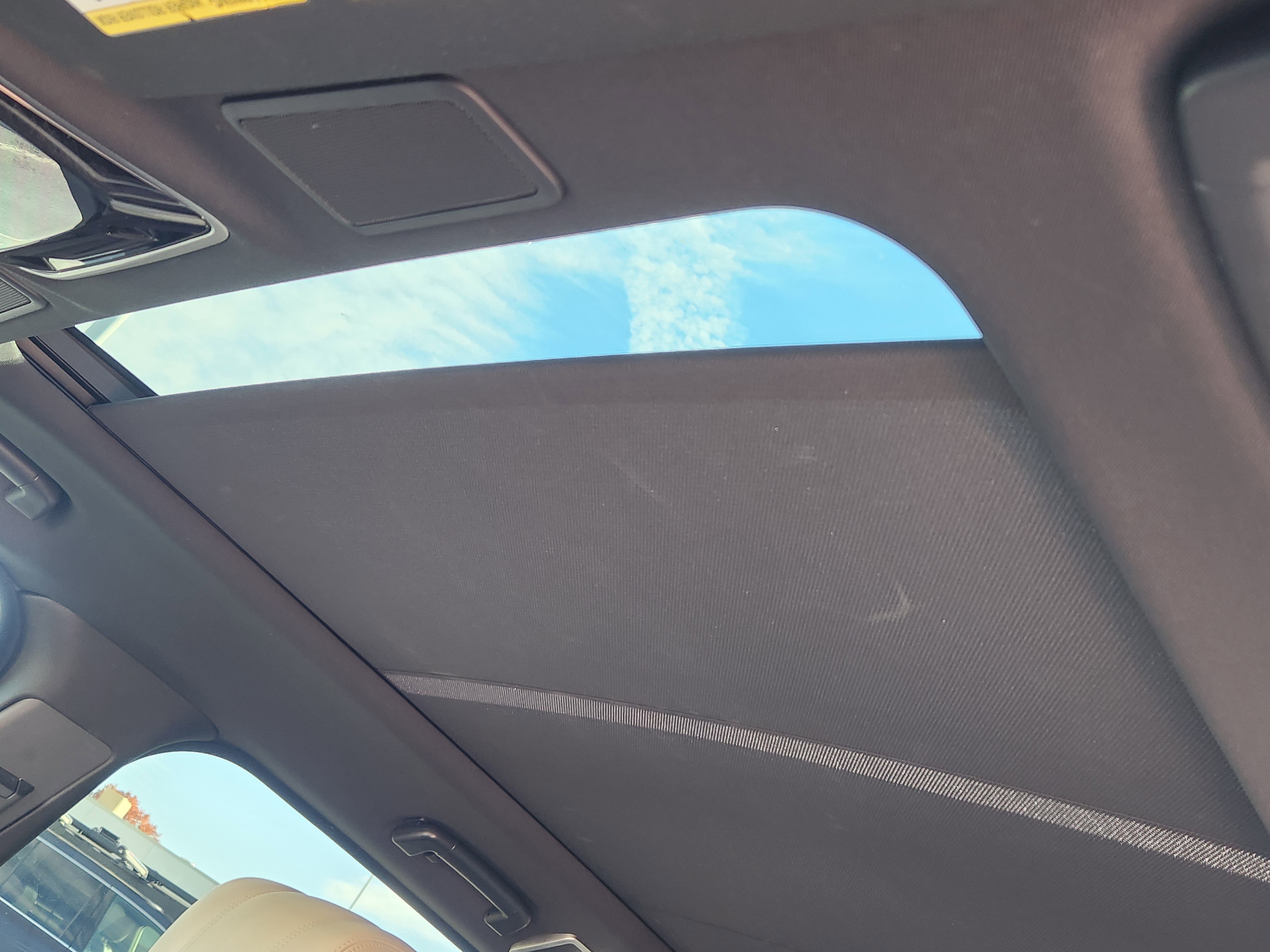 Used 2020 Land Rover Range Rover Sport HST image 26