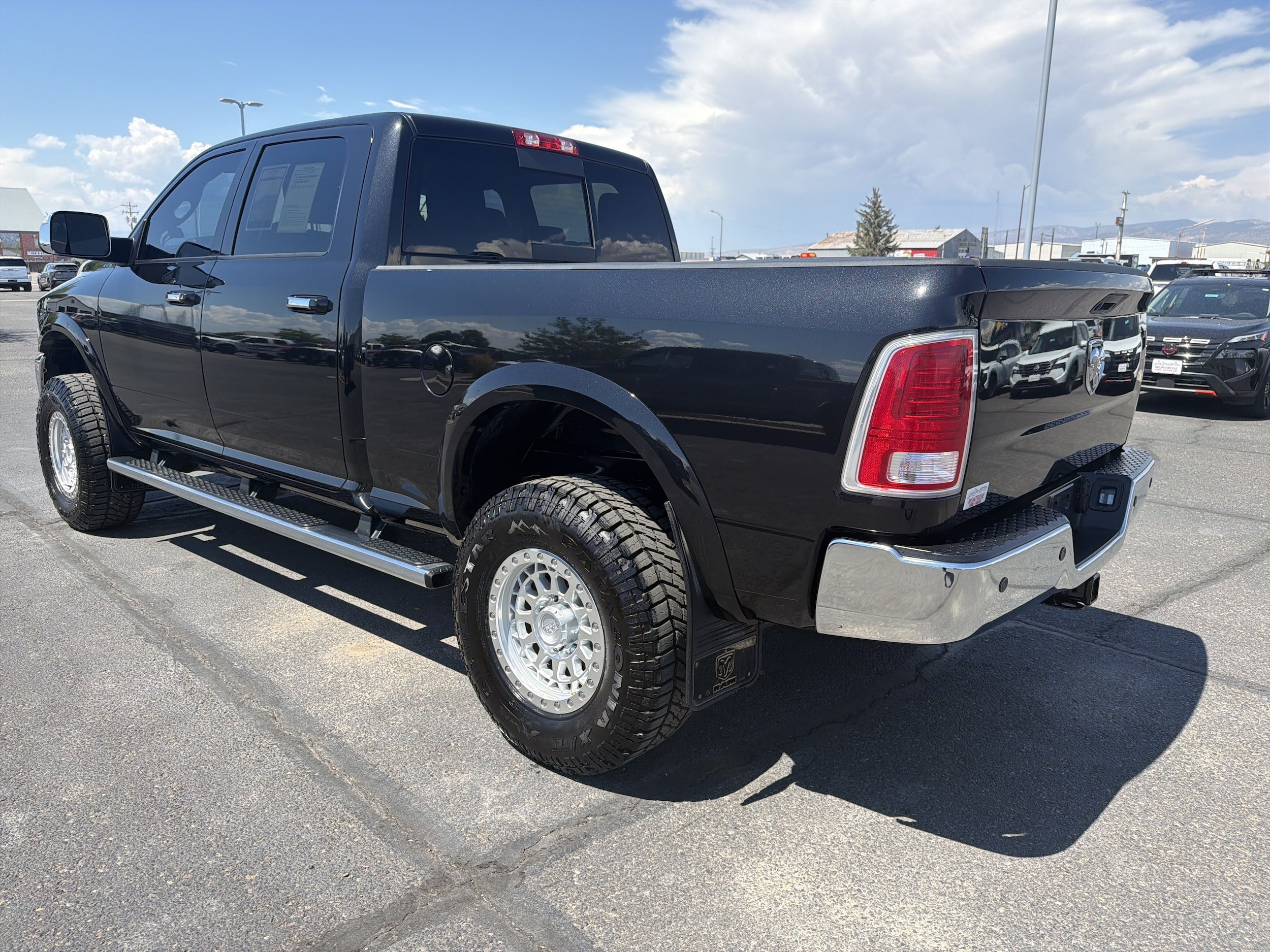 Used 2015 RAM 2500 Laramie w/ Convenience Group AWD/4WD image 7