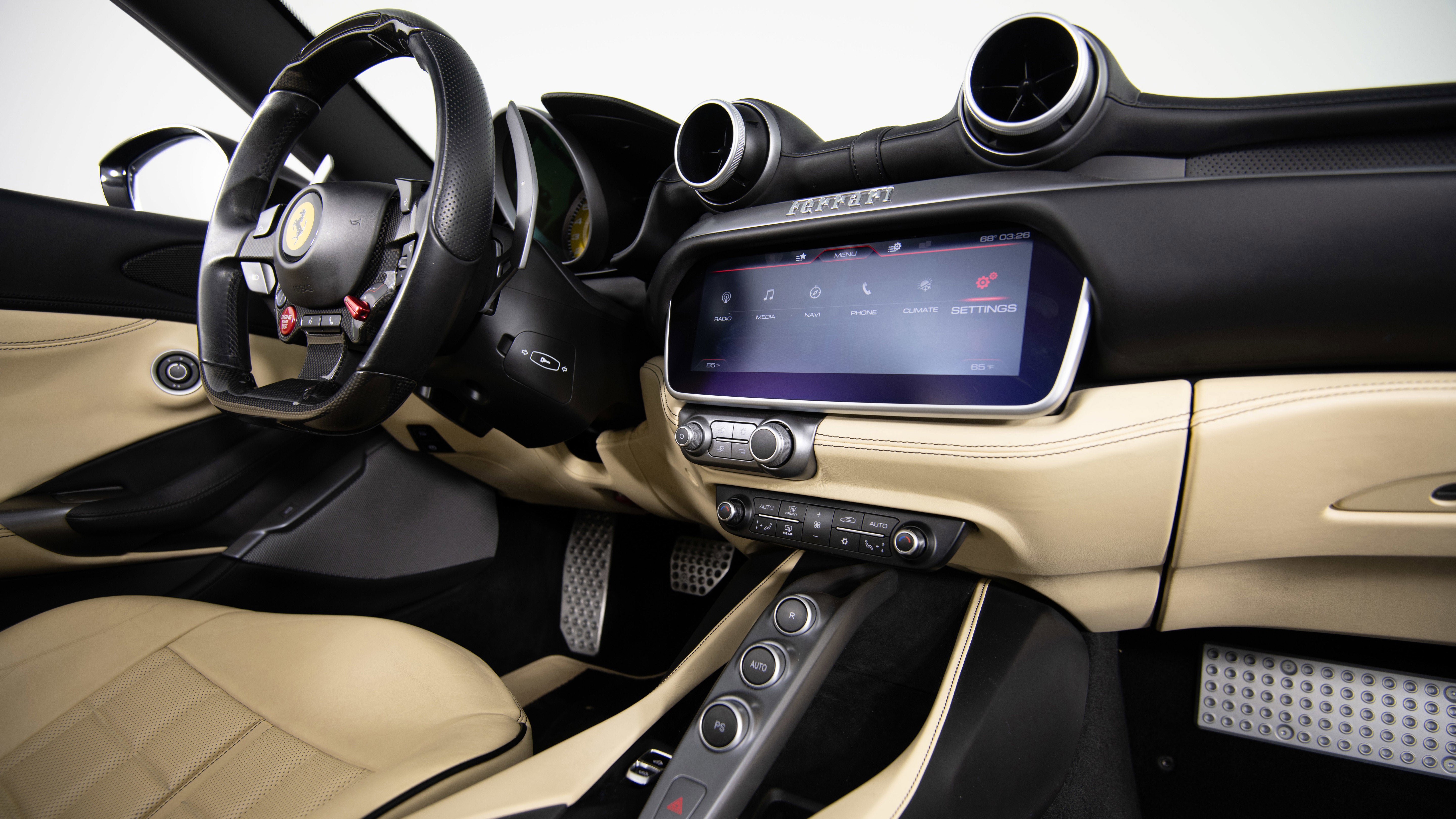 Certified 2019 Ferrari Portofino image 19