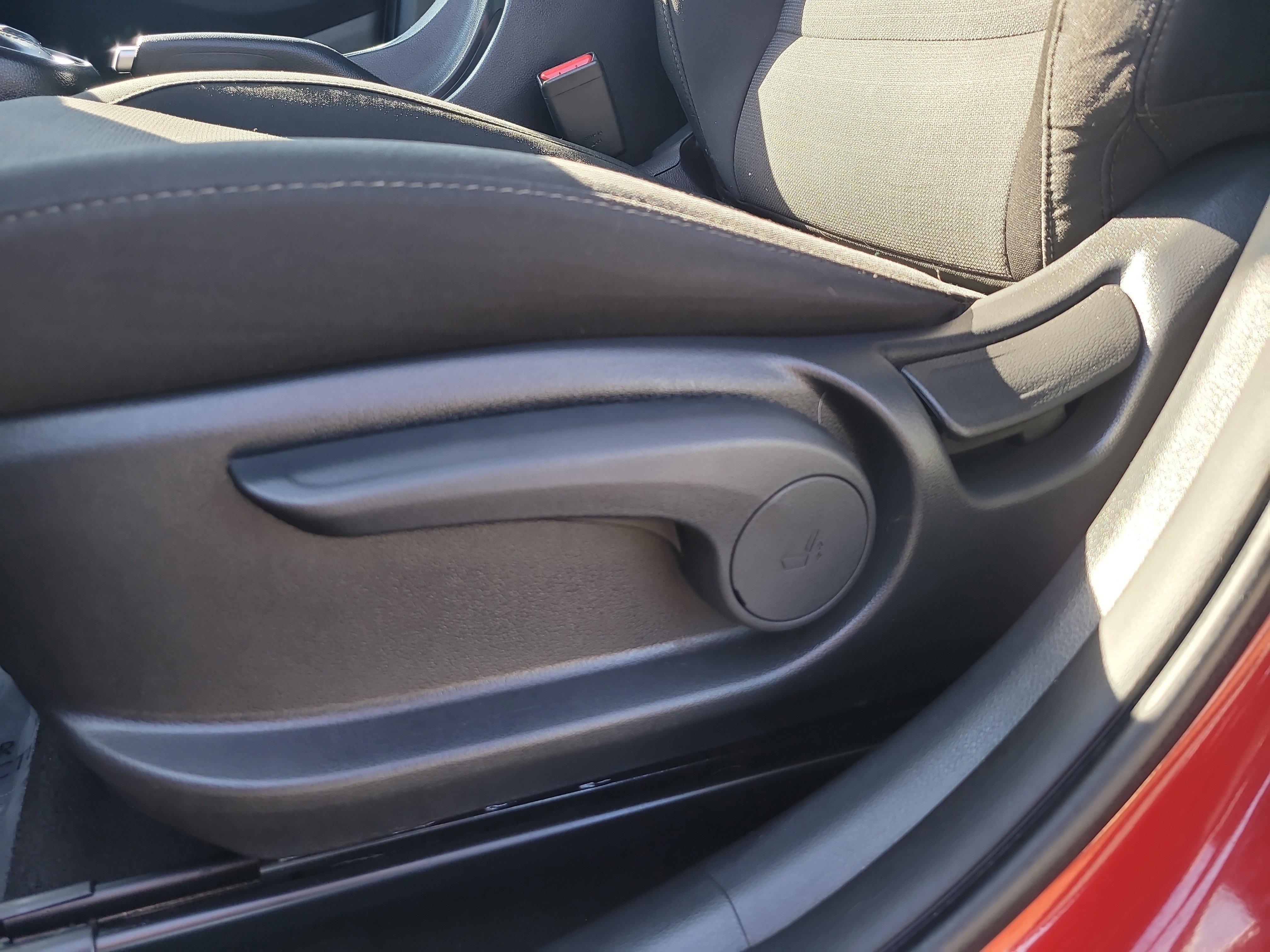 Used 2022 Hyundai Kona SEL image 17