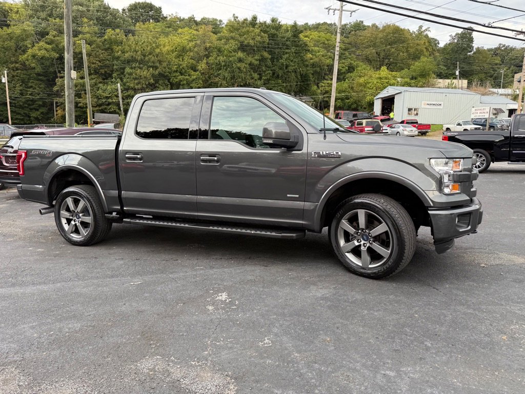 Used 2015 Ford F150 Lariat image 11