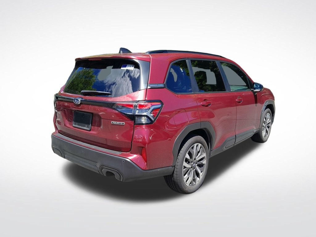 Certified 2025 Subaru Forester Touring AWD/4WD image 9