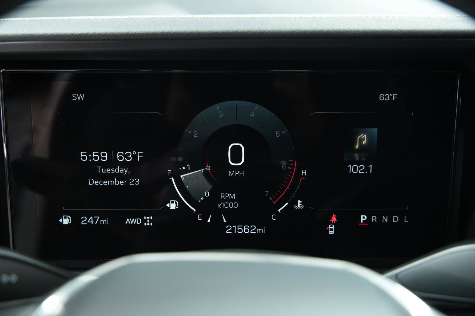 Used 2025 GMC Terrain Elevation image 30