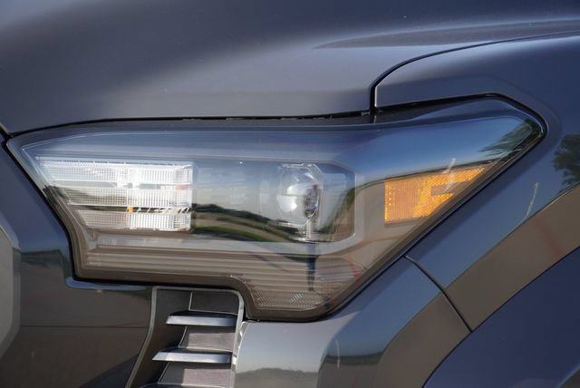 Used 2026 Toyota Tacoma TRD Sport RWD image 4