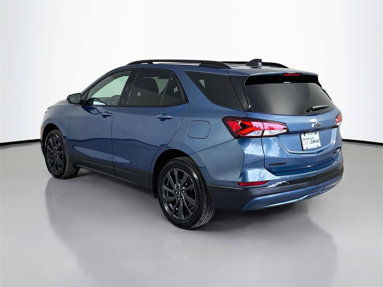 Used 2024 Chevrolet Equinox RS AWD/4WD image 7