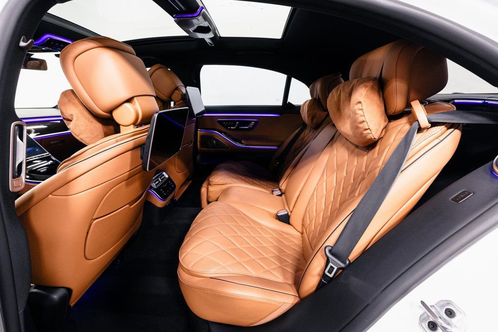 Used 2024 Mercedes-Benz S 580 4MATIC Sedan image 30