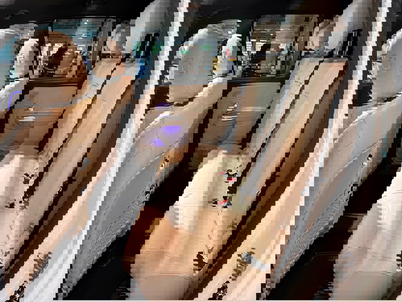 New 2026 Mercedes-Benz GLB 250 4MATIC image 17