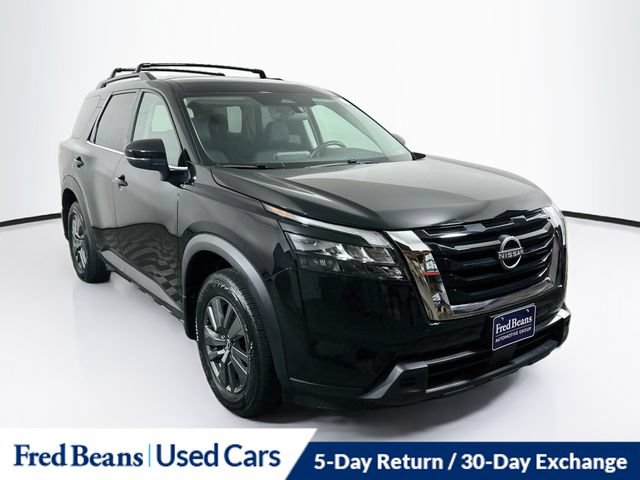 Used 2024 Nissan Pathfinder SV w/ Cargo Package