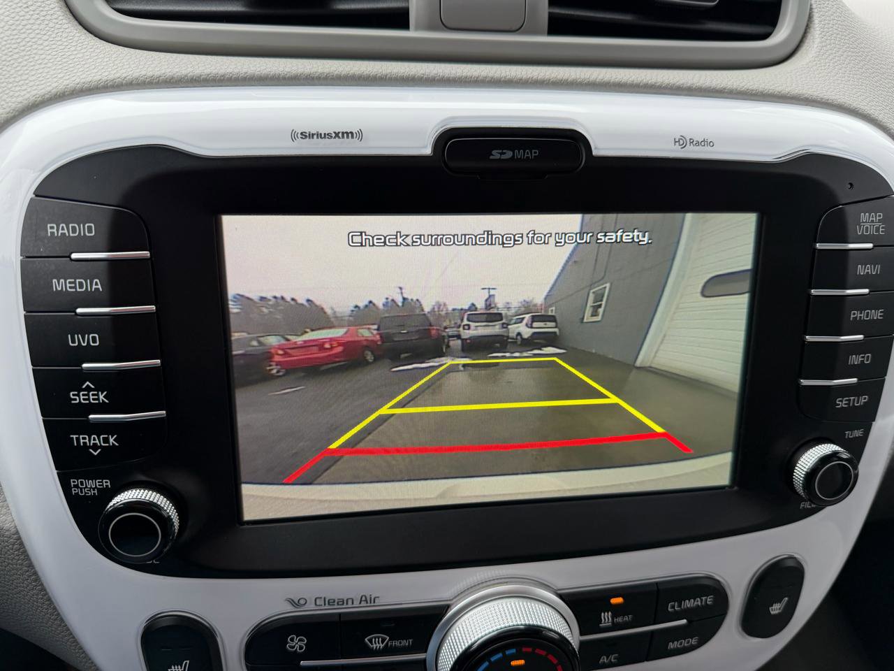 Used 2018 Kia Soul EV image 15