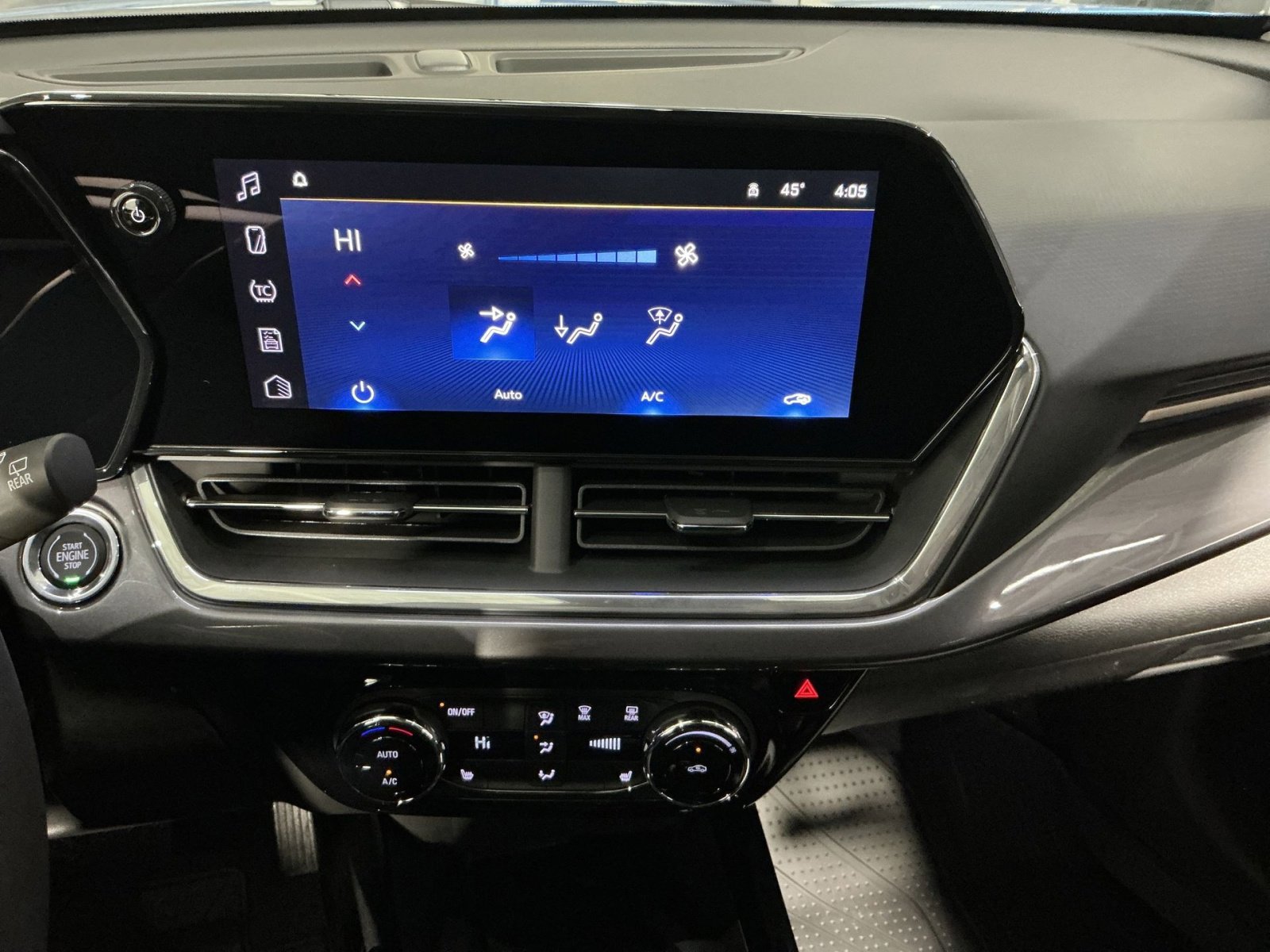 New 2026 Chevrolet Trax ACTIV w/ Sunroof Package image 28