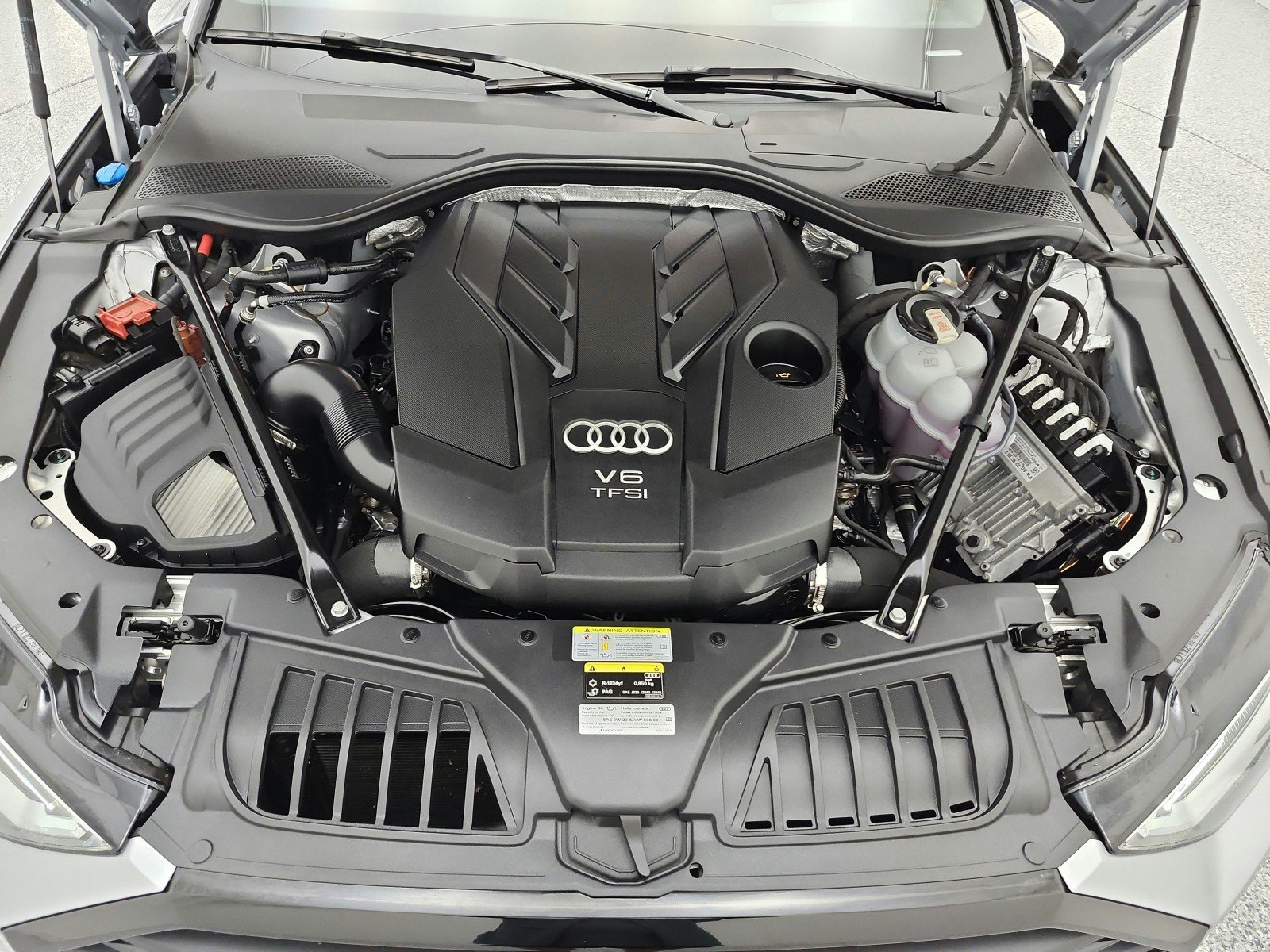 Used 2021 Audi A8 L 3.0T w/ Executive Plus Package AWD/4WD image 16