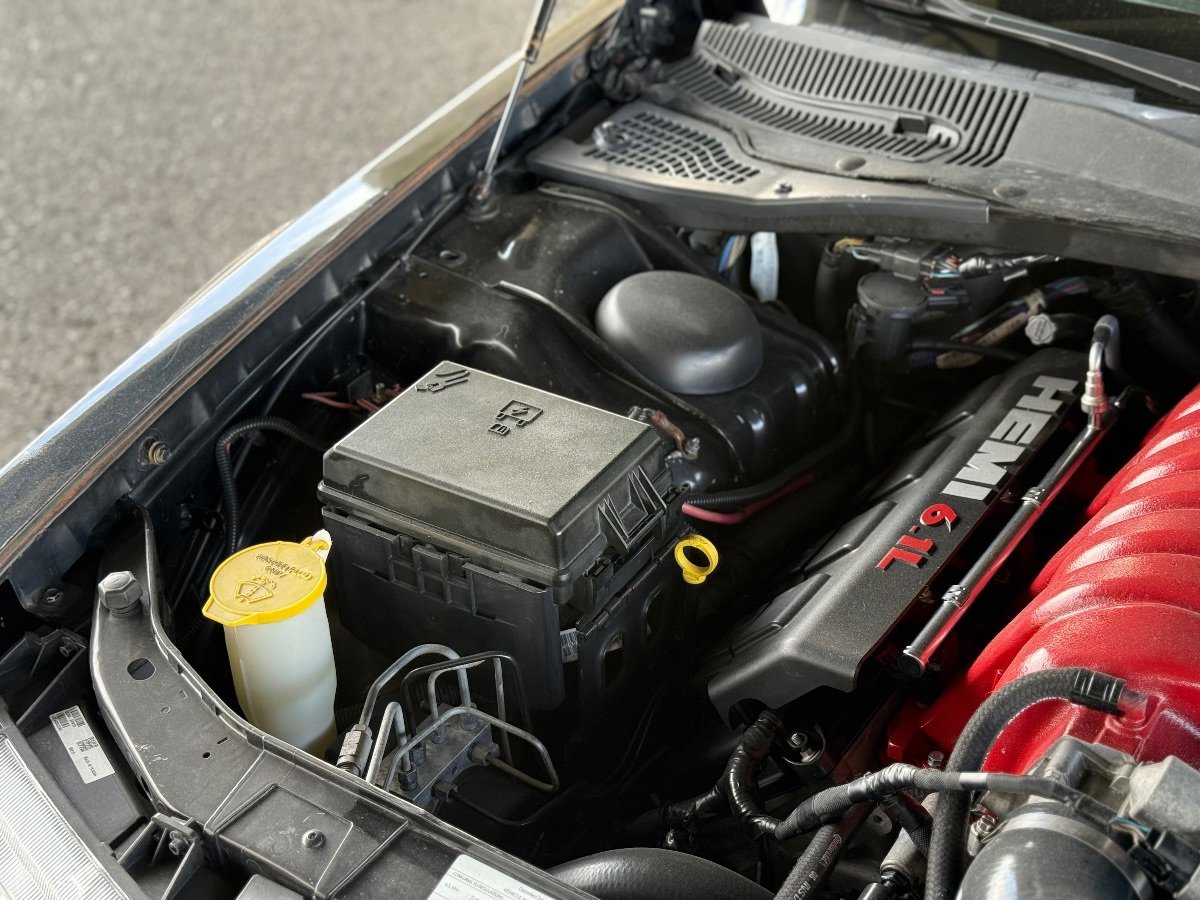 Used 2008 Chrysler 300 SRT8 w/ SRT Option Group II RWD image 10