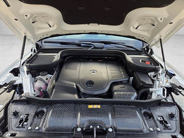 Certified 2026 Mercedes-Benz GLS 450 4MATIC image 17